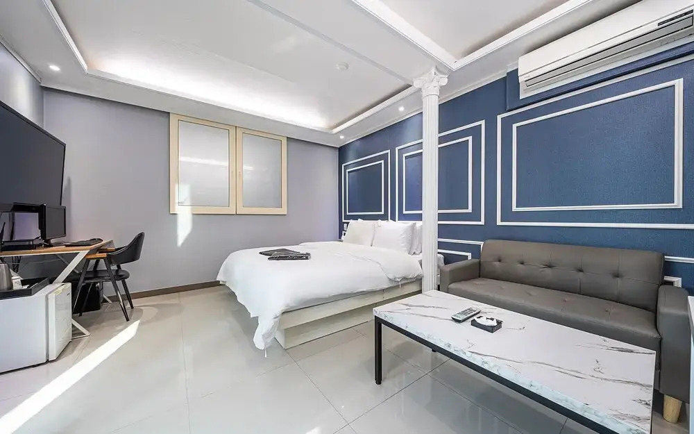 Pyeongtaek Hotel De Salon