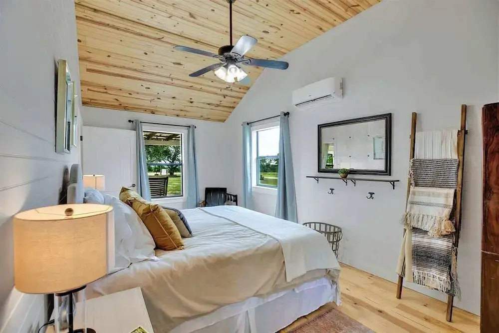 3 Acres of Luxury and Views in Fred Wine Country!