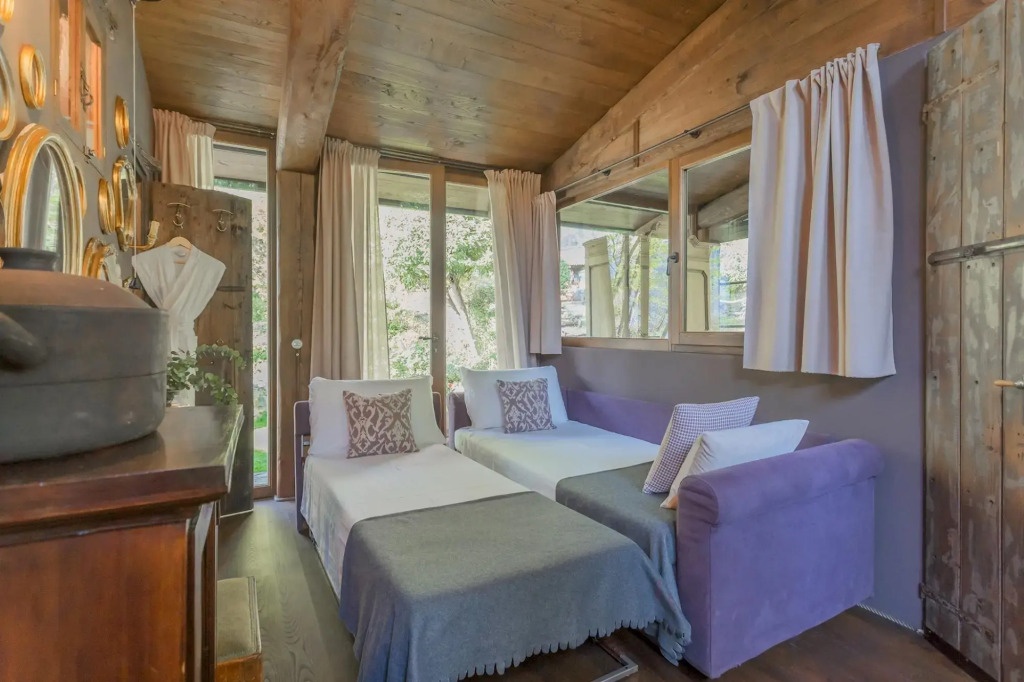Co-d462-ariv21at - The Writer s Nest