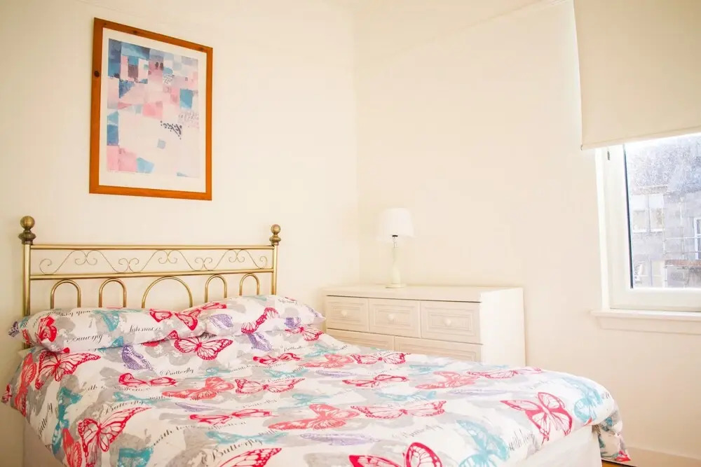 Spacious 3 Bedroom Apartment in Edinburgh