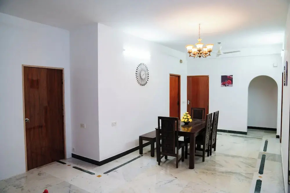 Rich inn Palace Tnagar