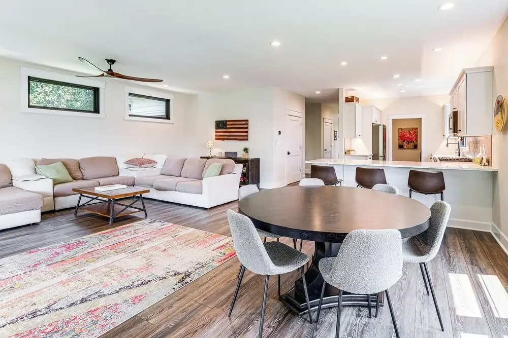 Private Sauna & Game Room: Lakefront Moneta Gem