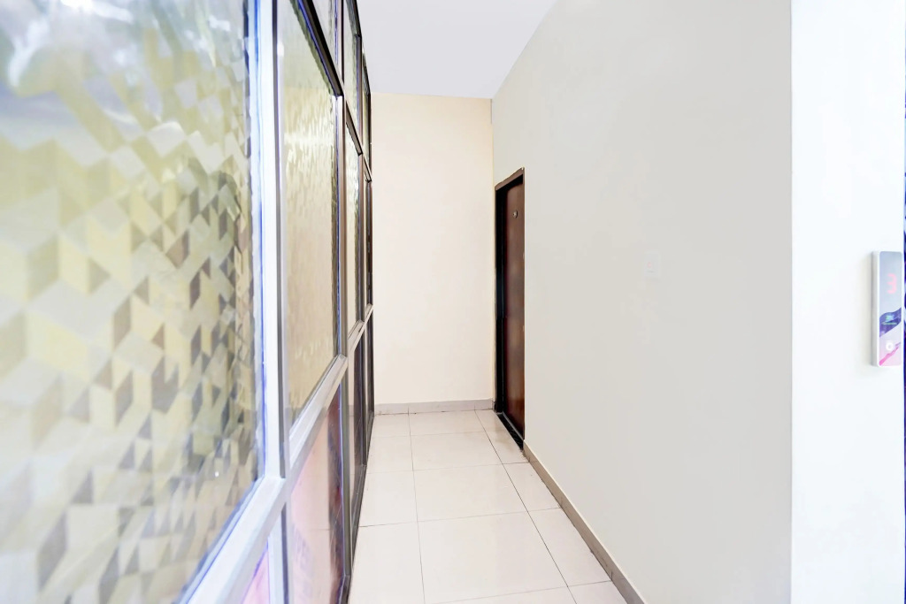Hotel O BLW Kakarmatta Near Banaras Junction