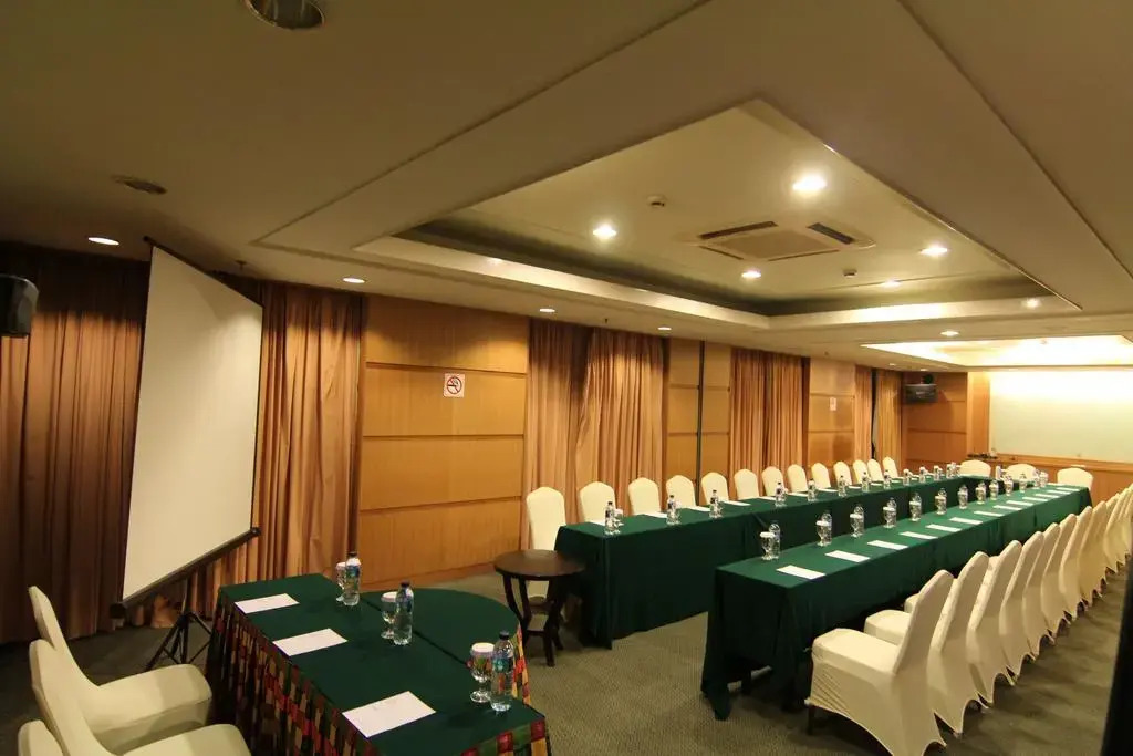 Grand Suka Hotel