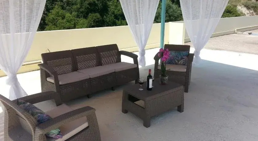 Asterina Seaside Apartments