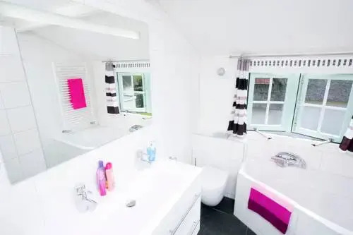 Restyled Villa With Dishwasher, Near the Sea in Domburg