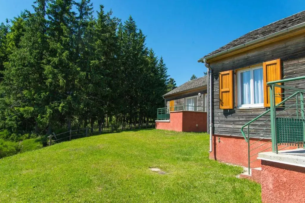 Les Chalets de la Vallee du Bes