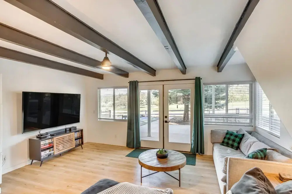 Walk to Slopes: Gem w/ Hot Tub in Big Bear Lake
