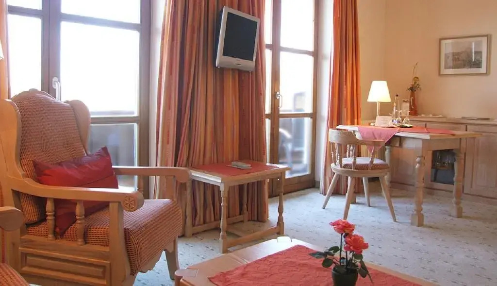 Hotel & Landgasthof Osterseen