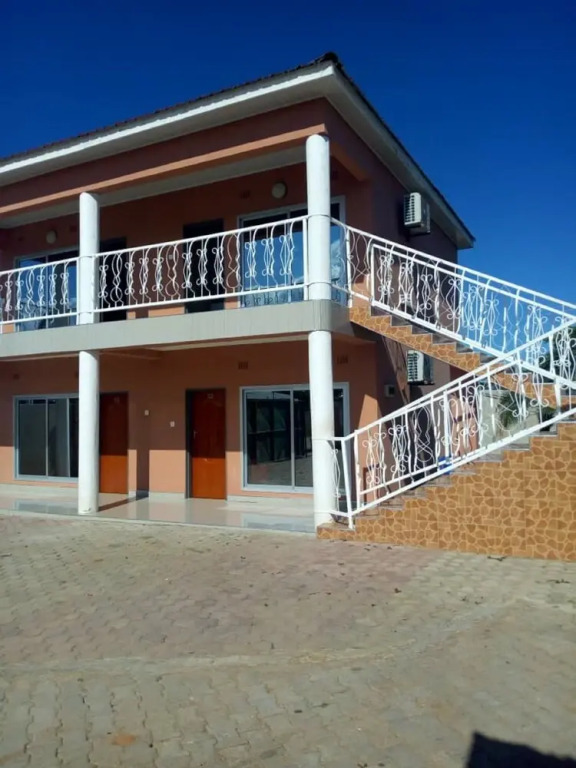 Kamuboola Lodge