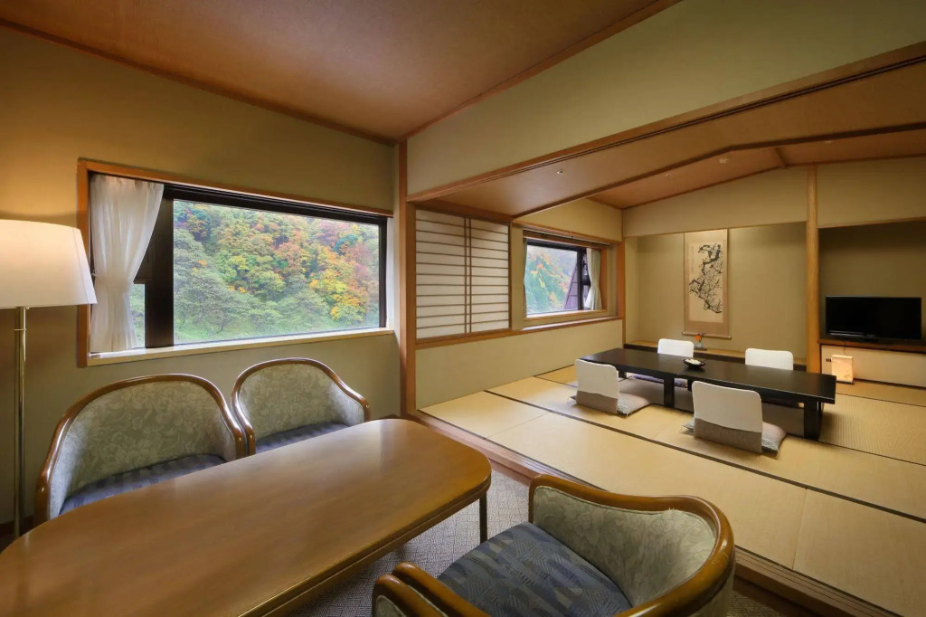 Kurobe Unazukionsen Yamanoha