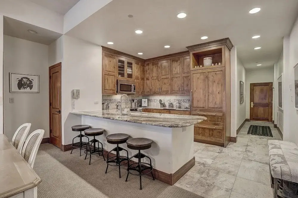 Plaza Level Luxury 3br -right In Beaver Creek Village 3 Bedroom Condo by RedAwning