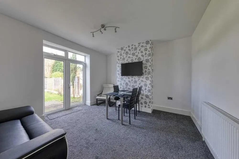 Penderford Home