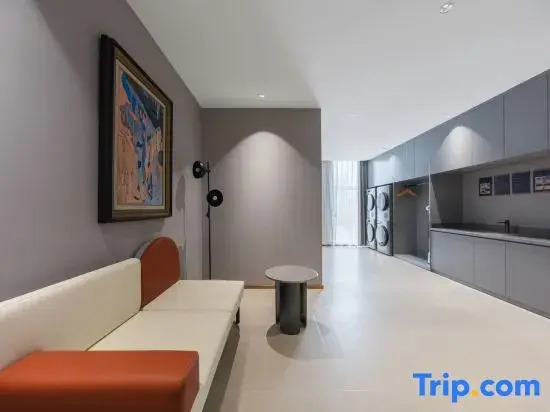 LANOU Hotel (Baiyin Municipal Government Chengxin Avenue)