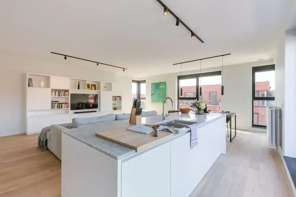 Spacious Apartment With Beautiful Terrace Near Ghent