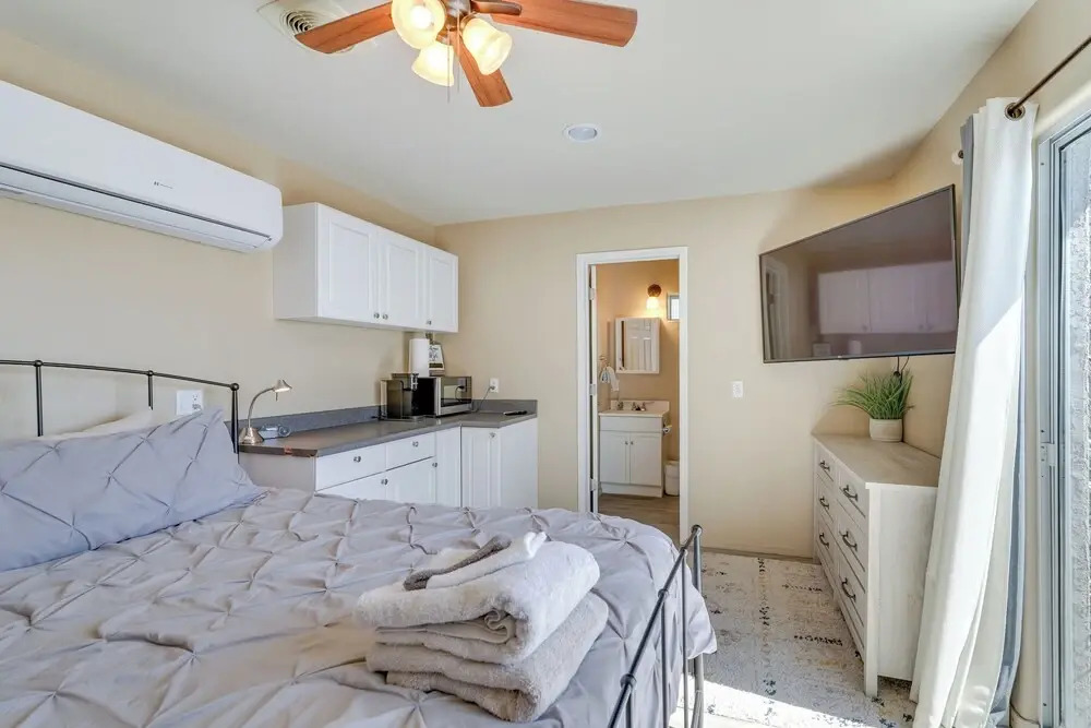 Havasu Paradise w/ Private Pool, Hot Tub & Casita!