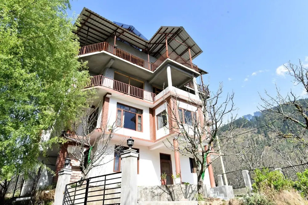 OYO 13337 Home Valley View 2BHK Naggar Road