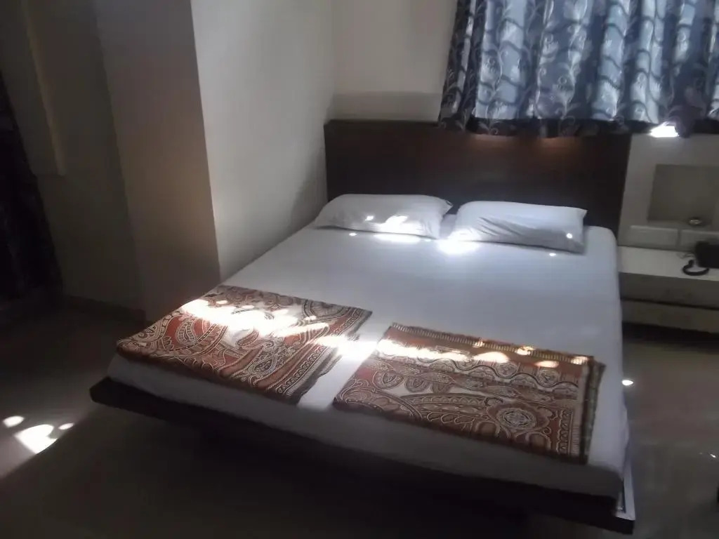 Hotel Rajshree Lodging