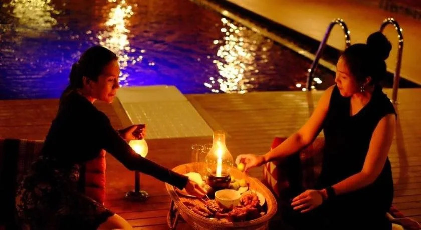 The Wes Village, incl free Breakfast & free todays dish Thai food dinner