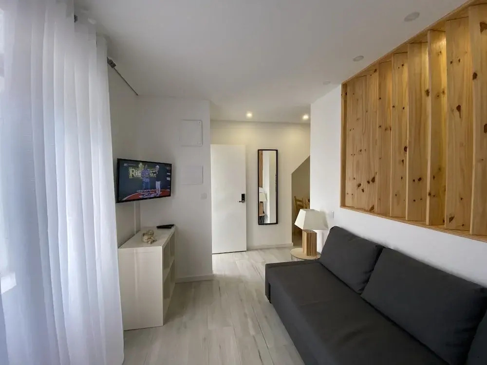 Remarkable 2-bed House in Ponta Delgada