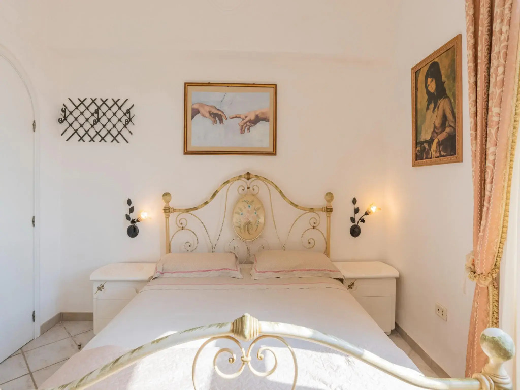 Traditional holiday home  with private terrace