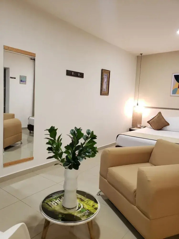 Hotel Suite Center