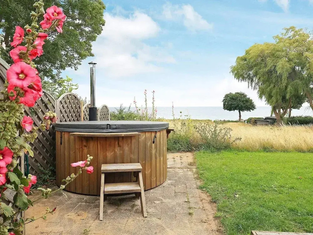 8 person holiday home in Tranekær