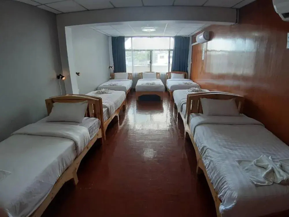 Nuengthong hostel