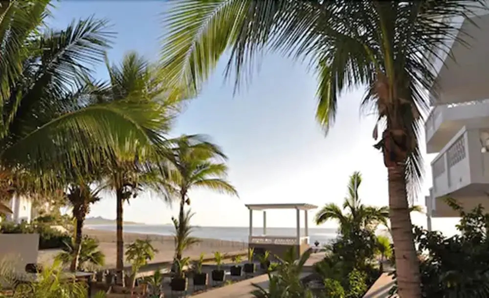 Casa Costa Azul