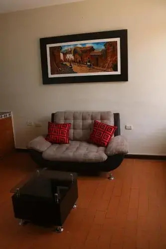 White Lion / 20 Min Airport / Exclusive Area