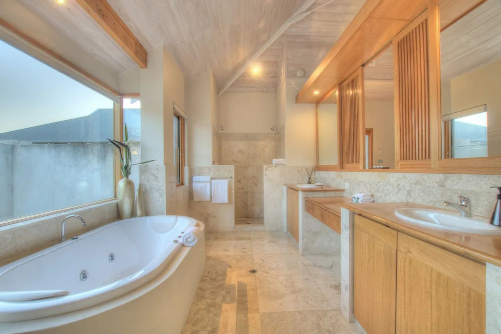 Moana Villas