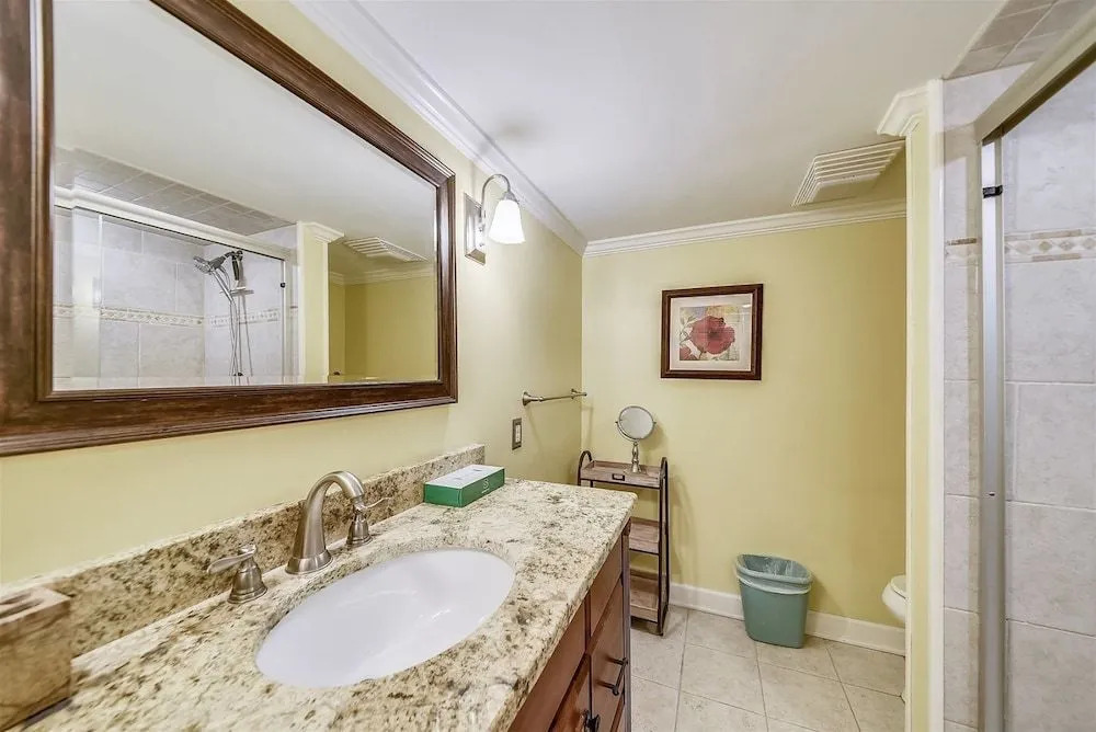 Ocean Cove 835