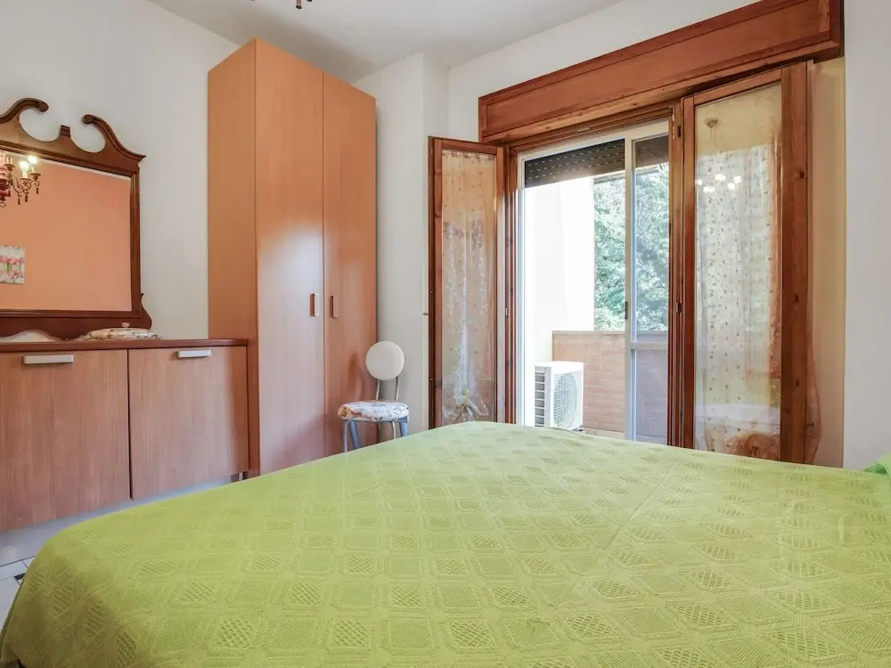 Lovely Apartment in Rosolina Mare Near Sea