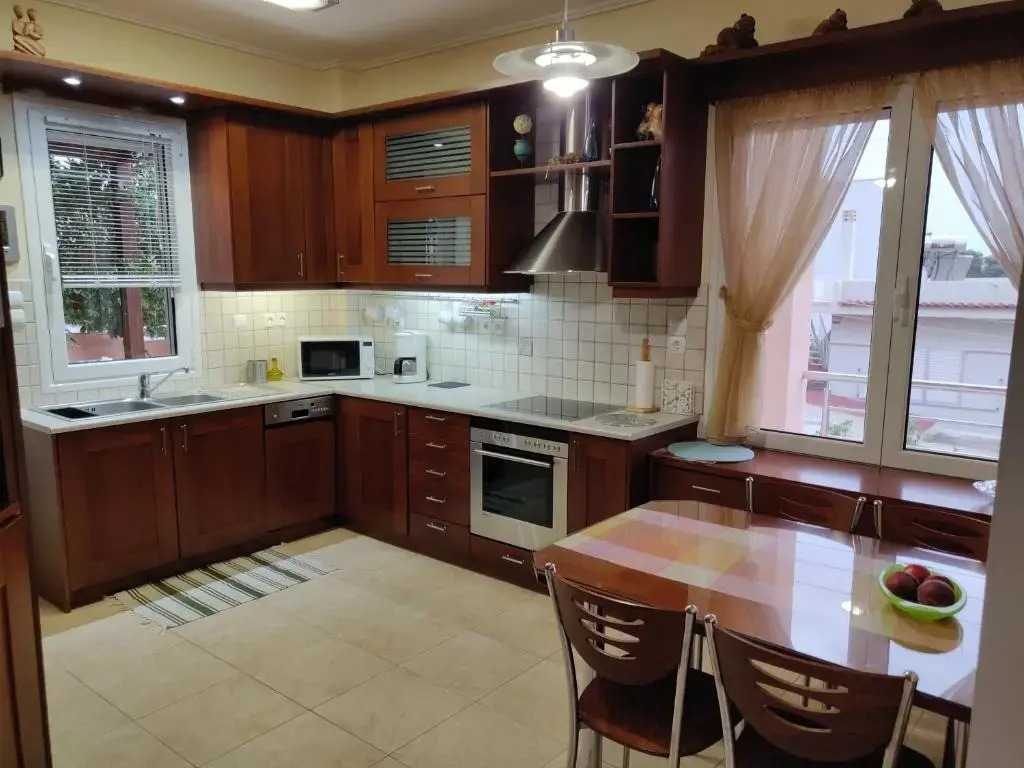 House,1000m from the beach