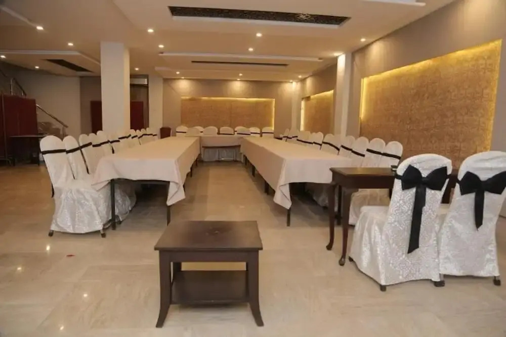 Shelton Hotel Lahore