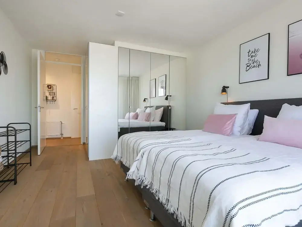 Modern Apartment Close to the Beach and the sea