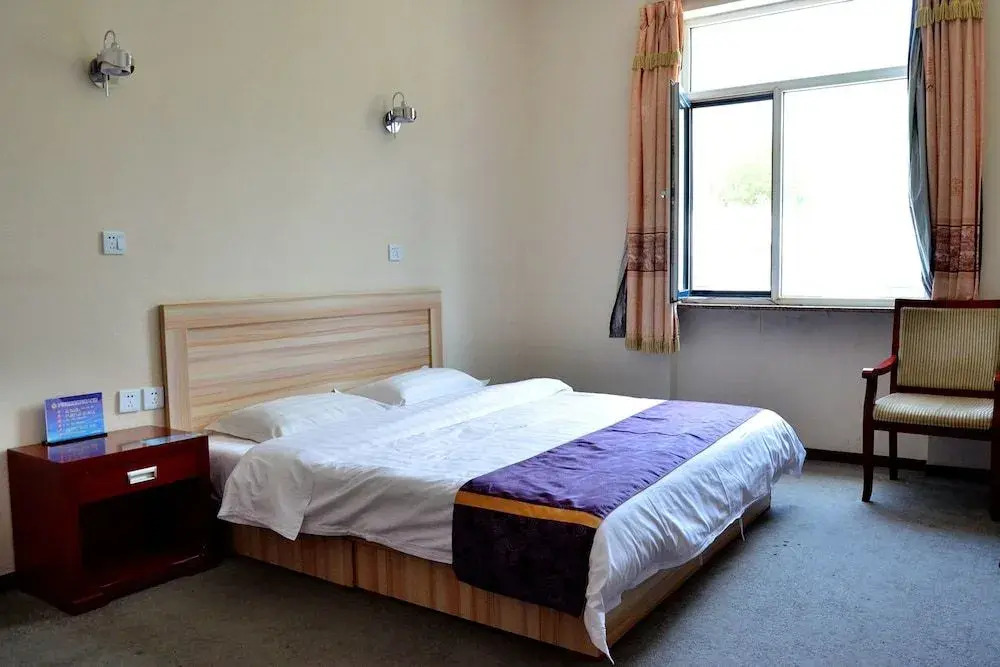 Yijie Holiday Hotel Shidu Jinmatai
