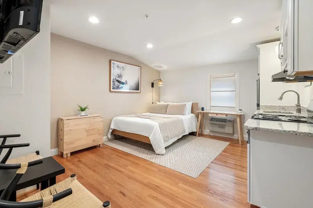 Hygge House Suites