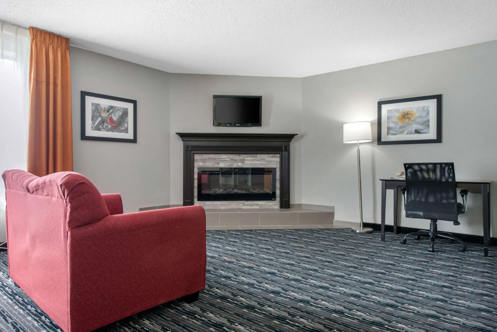 Quality Inn & Suites Brownsburg - Indianapolis West