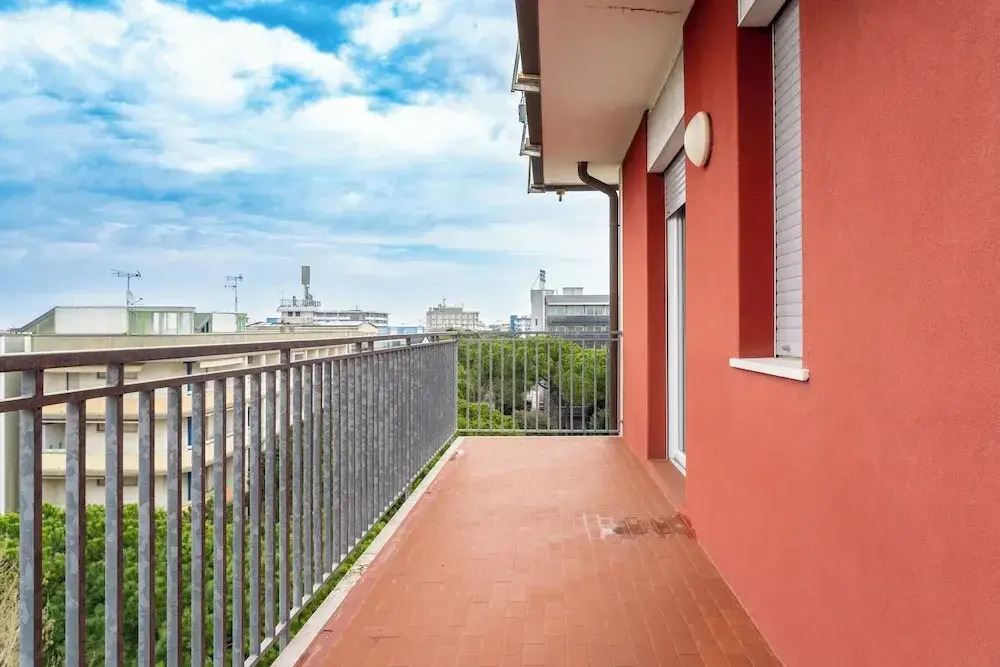 Side sea View Flat for six Near Bibione Beach
