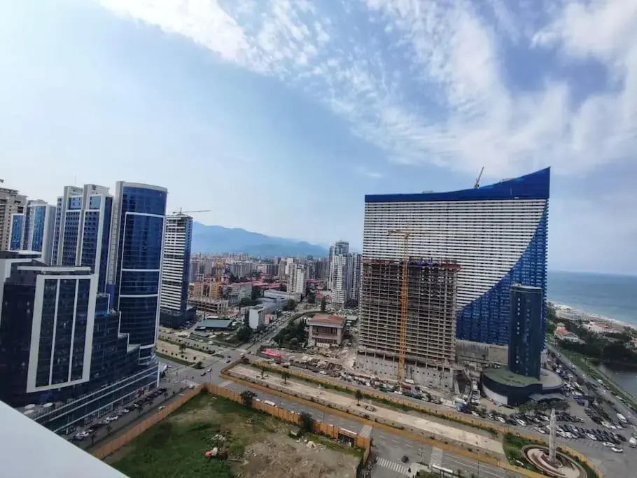 Leo Group Luxury Apartment 24-32 Alliance Palace