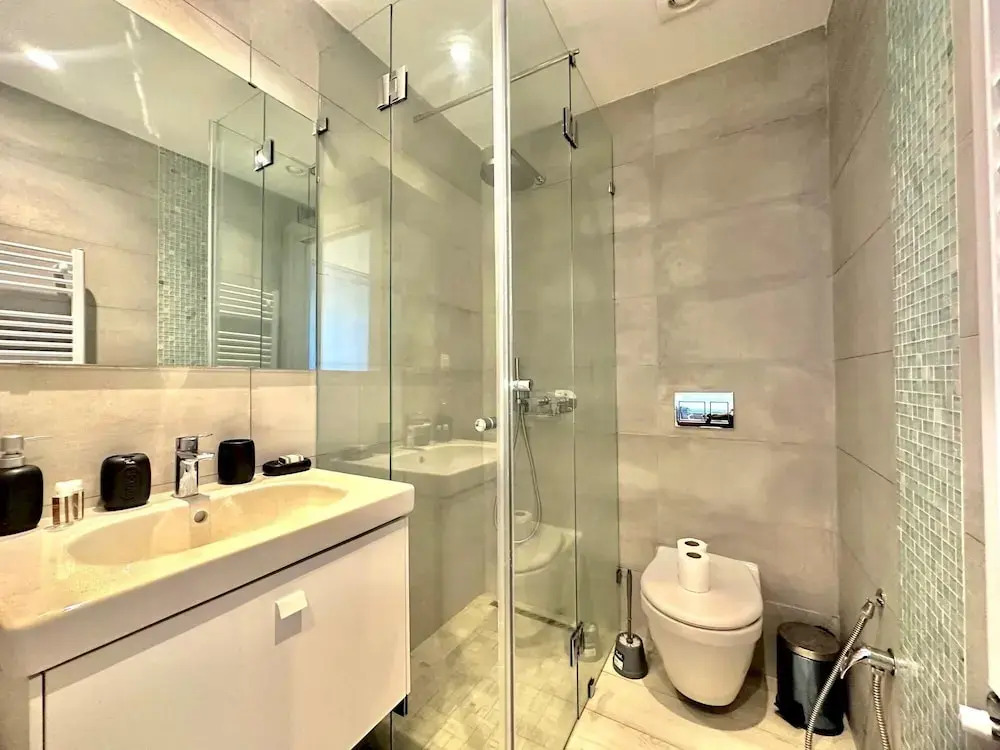 C1 Jade new Cozy 1bd With Garden