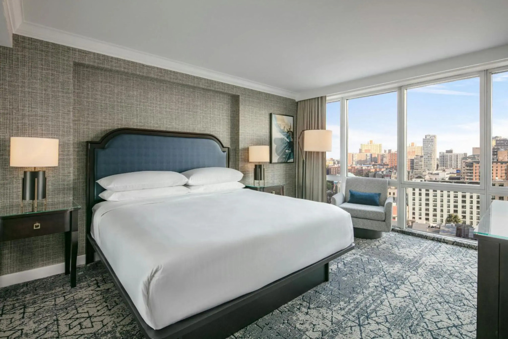 Sheraton LaGuardia East Hotel