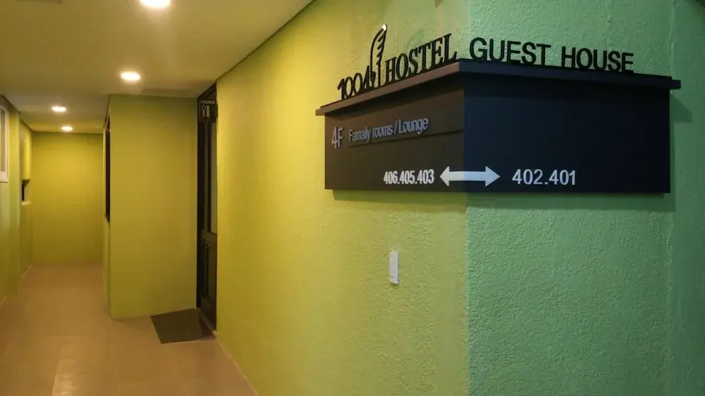 1004 Hostel