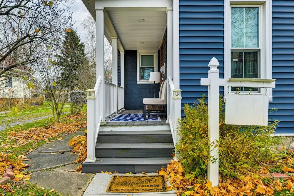 Newly Renovated Private Cottage Near Niagara River