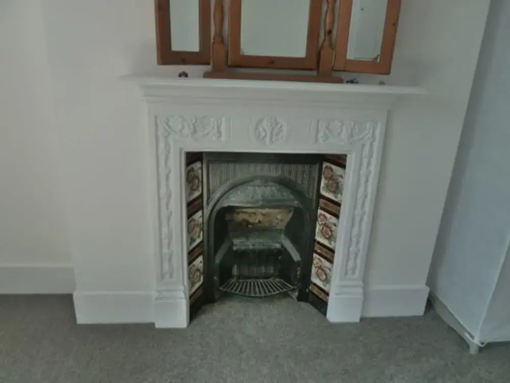 Light, Spacious 2 bed 2 Bath Flat. Sleeps 2-8