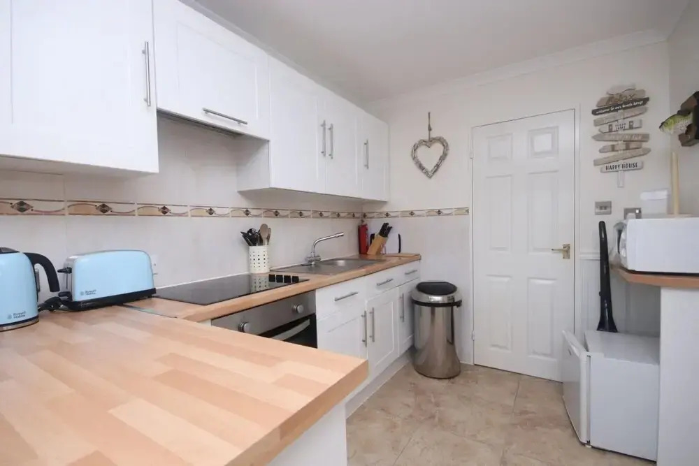 11B Medmerry Park 2 Bedroom Chalet