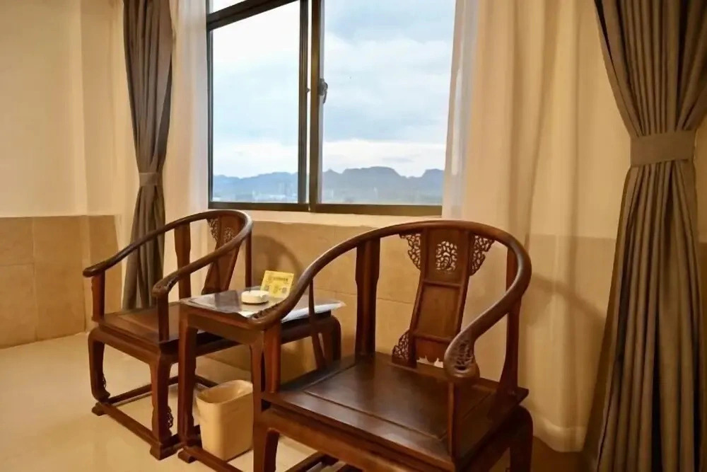 Lidu Business Hotel