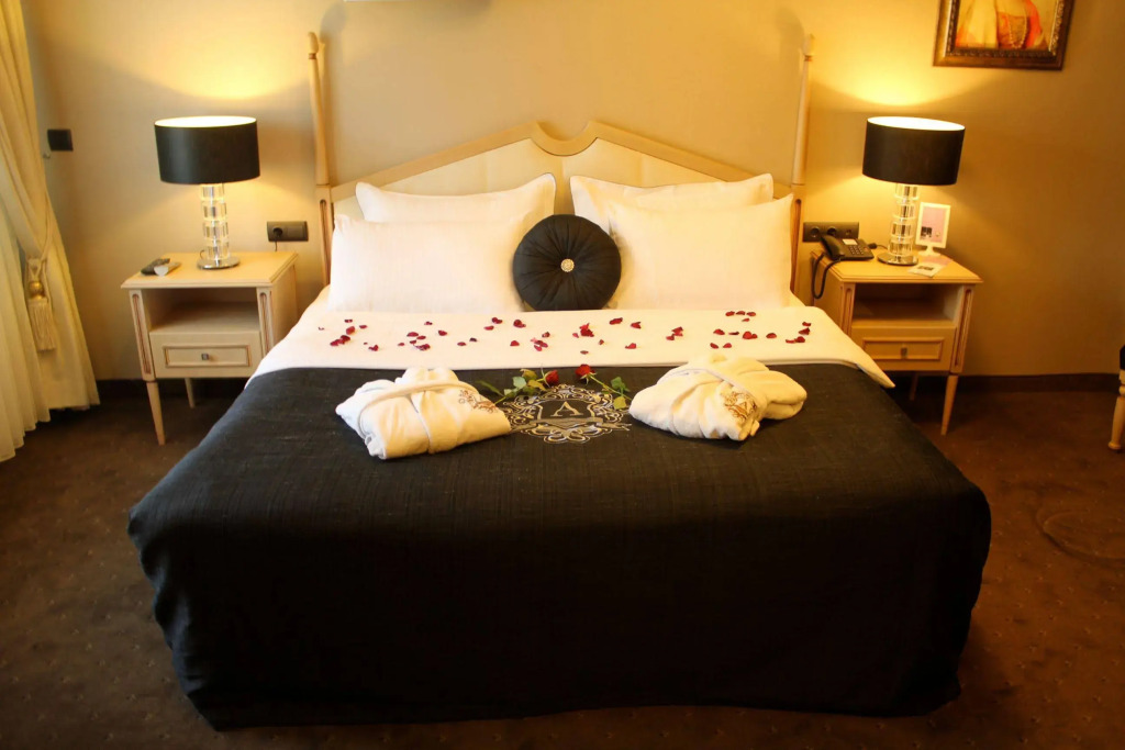 Ada Life Hotel
