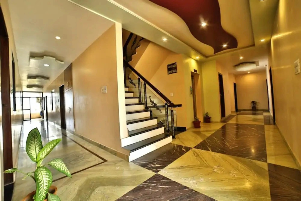 Hotel Ramgarh Palace